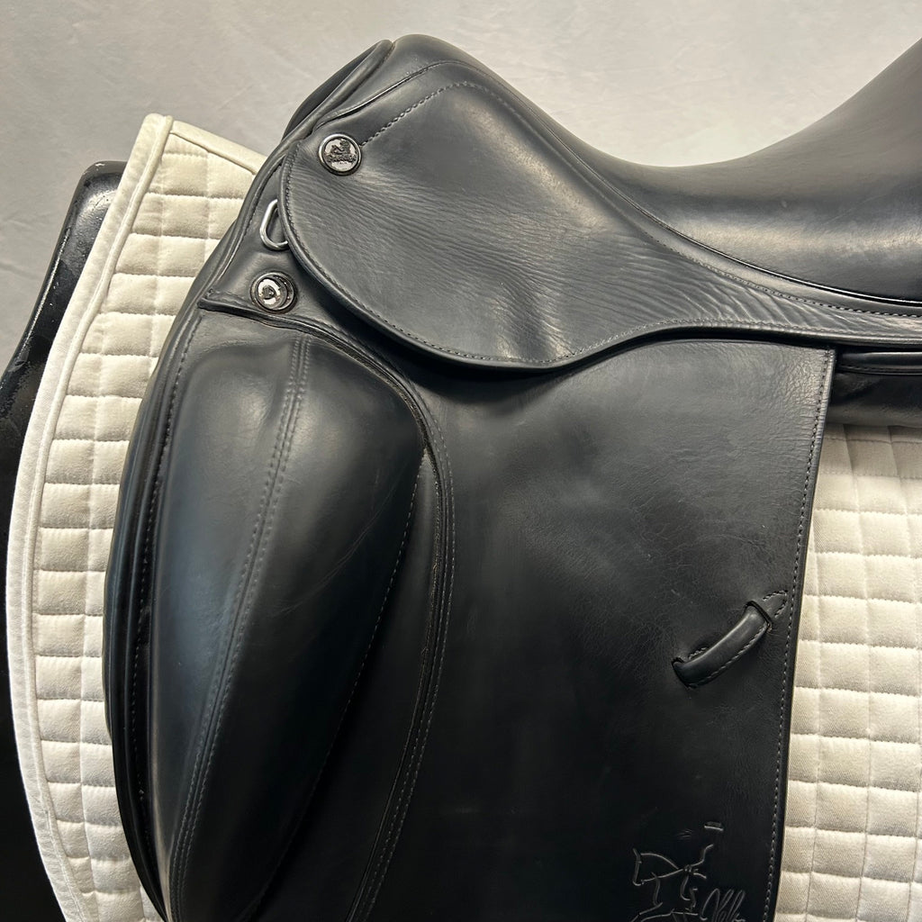 Used Prestige X-Helen 17" Dressage Saddle