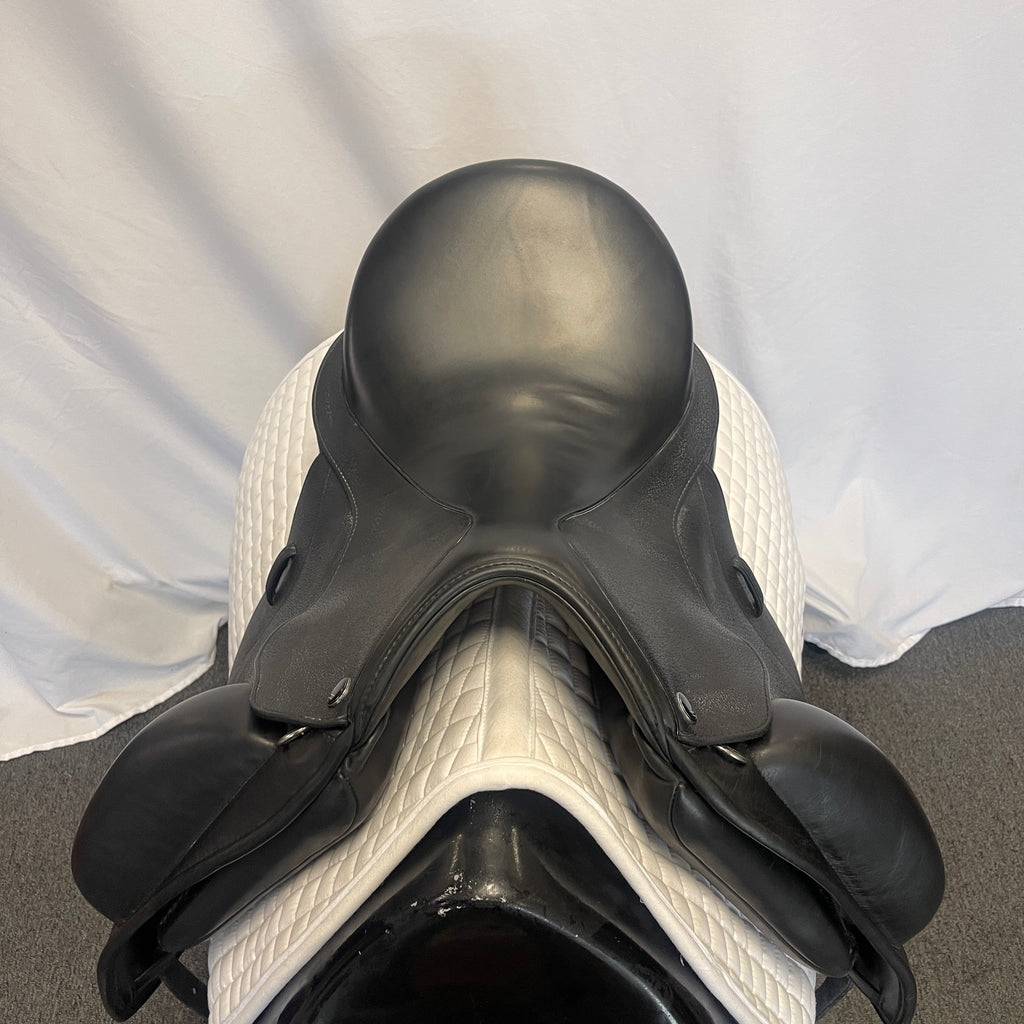 PRICE DROP! Used Veritas Unitas 17.5" Dressage Saddle