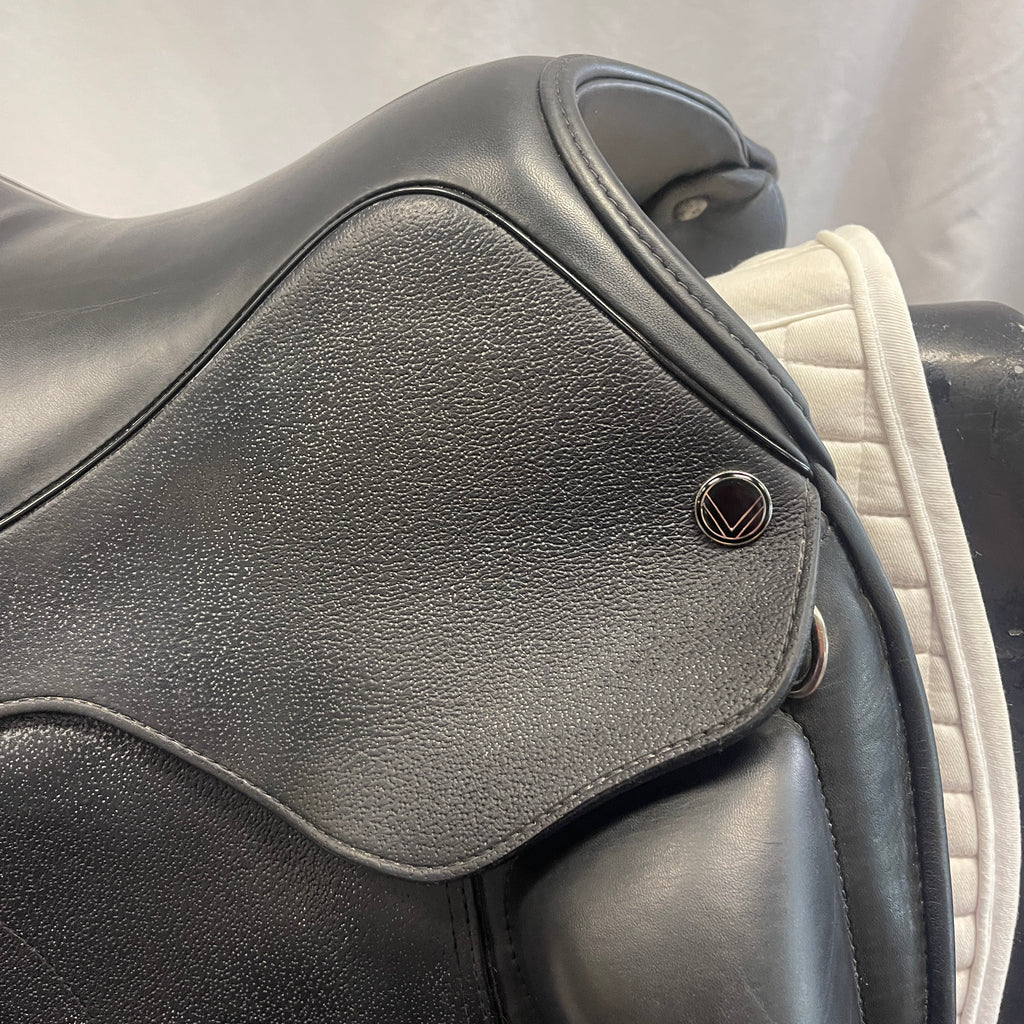 PRICE DROP! Used Veritas Unitas 17.5" Dressage Saddle