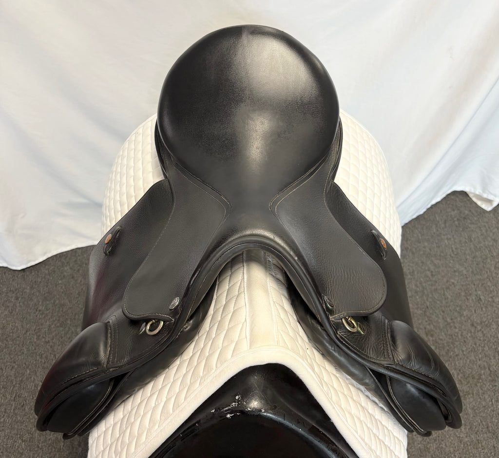 Used Tad Coffin Close Contact 18" Dressage Saddle