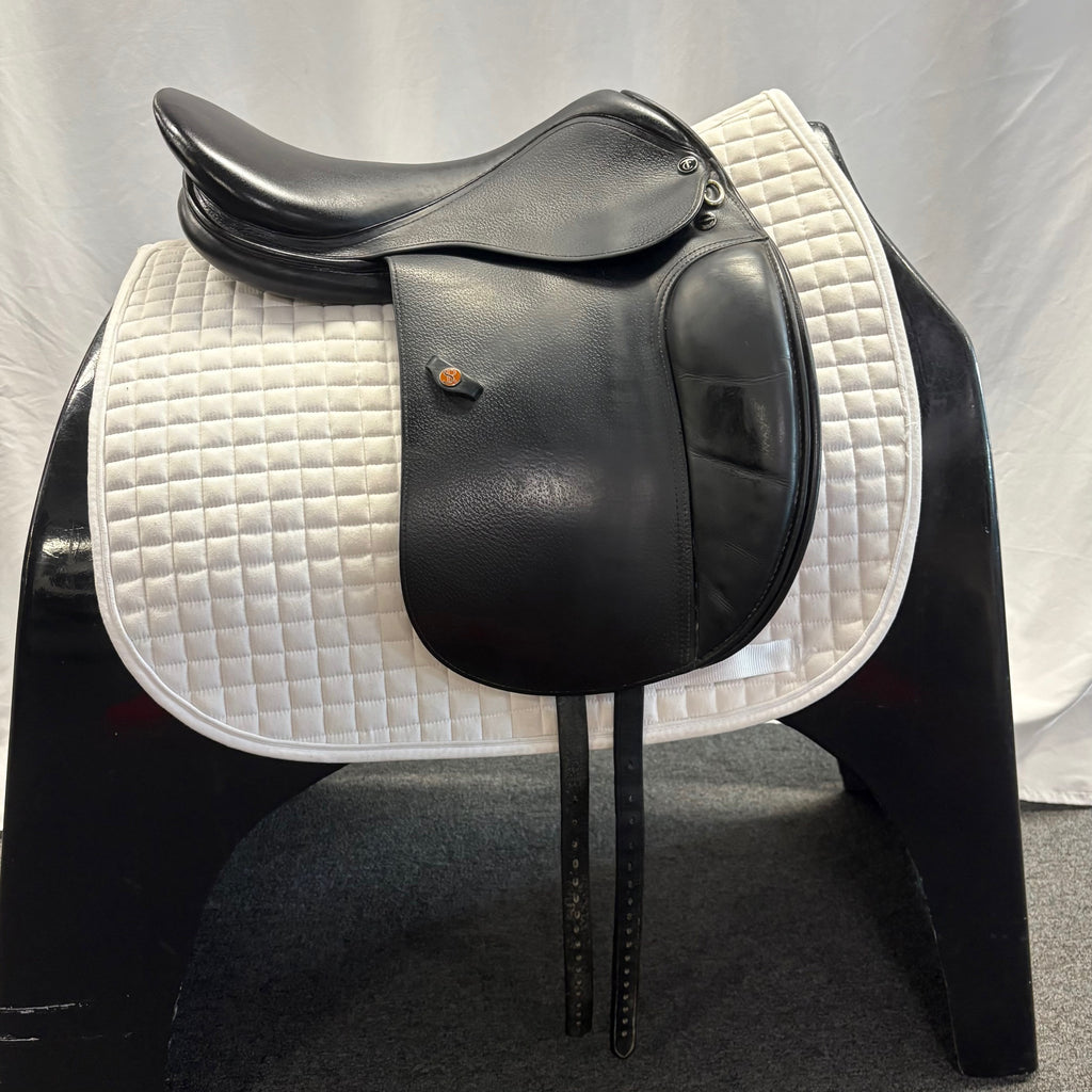 Used Tad Coffin Close Contact 18" Dressage Saddle
