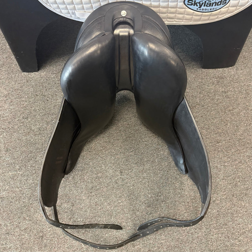 Used Devoucoux Makila Harmonie 17" Monoflap Dressage Saddle
