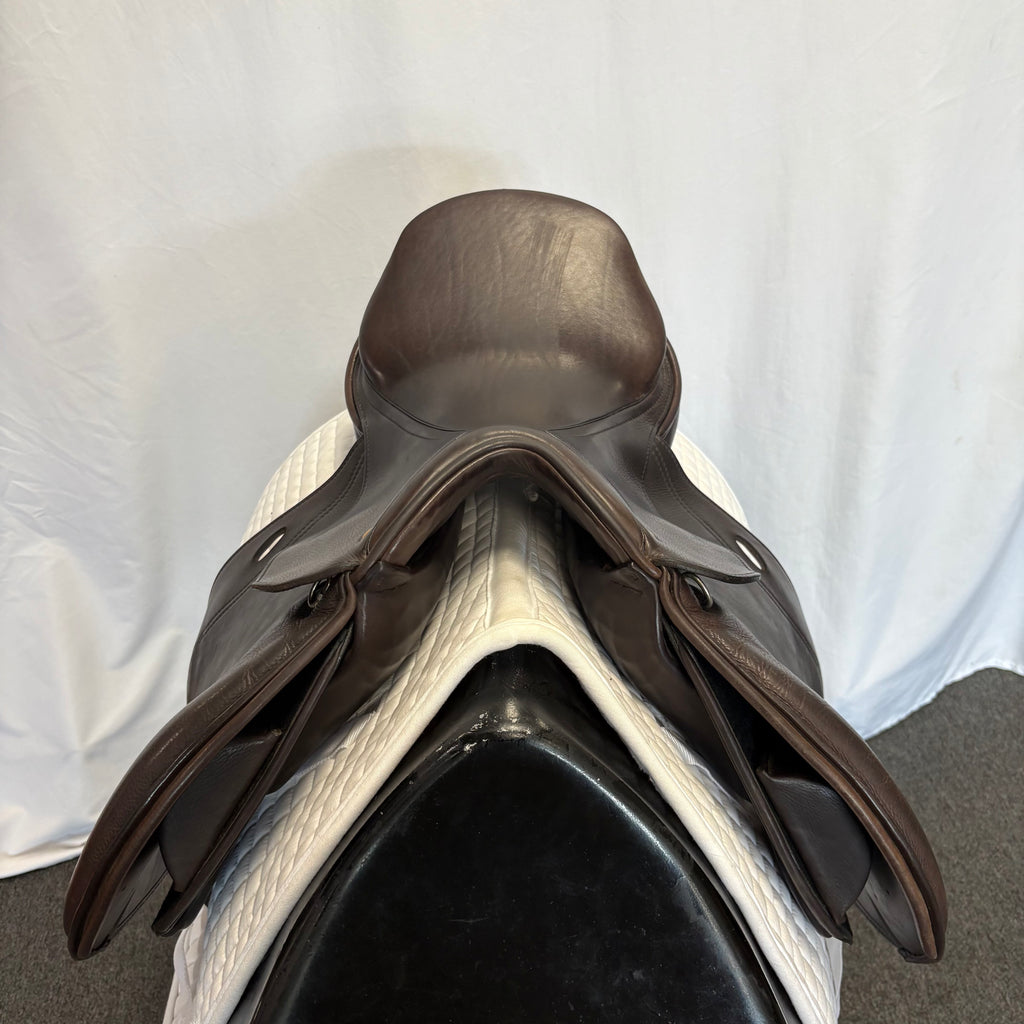 HOLD: Used Schleese Eagle 17.5" Jump Saddle