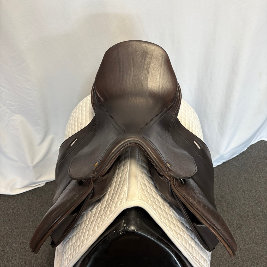 HOLD: Used Schleese Eagle 17.5" Jump Saddle