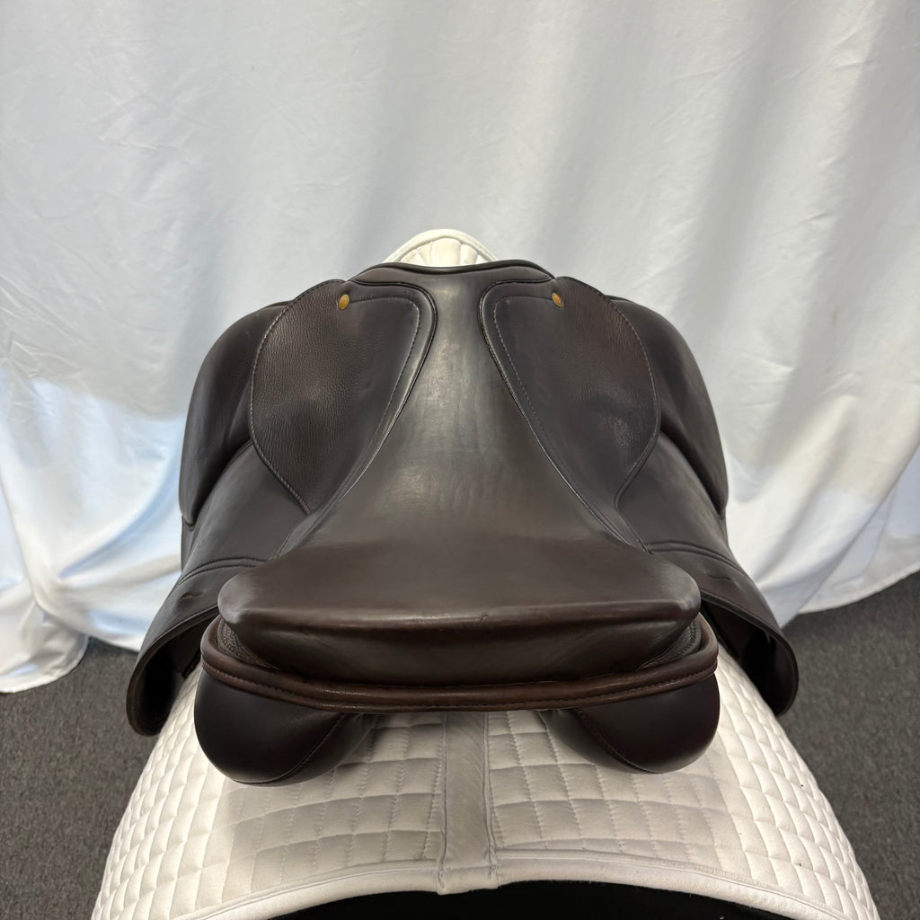 HOLD: Used Schleese Eagle 17.5" Jump Saddle
