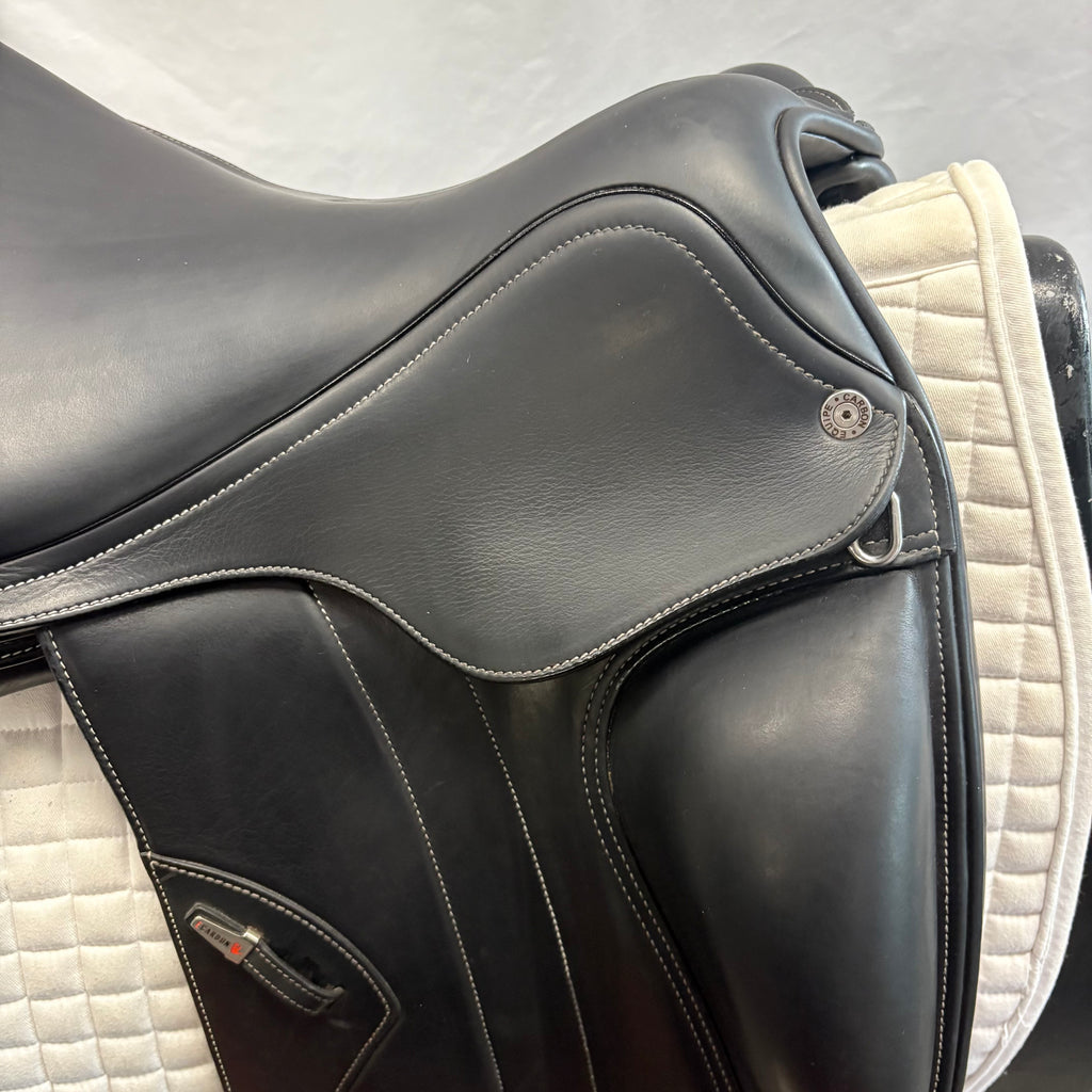 Used Equipe Kalifornia 18" Monoflap Dressage Saddle