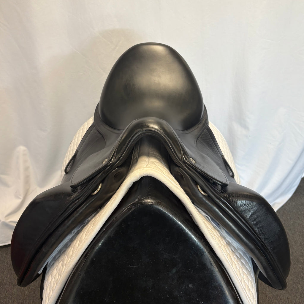 HOLD: Used L'Apogee 17" DL Dressage Saddle