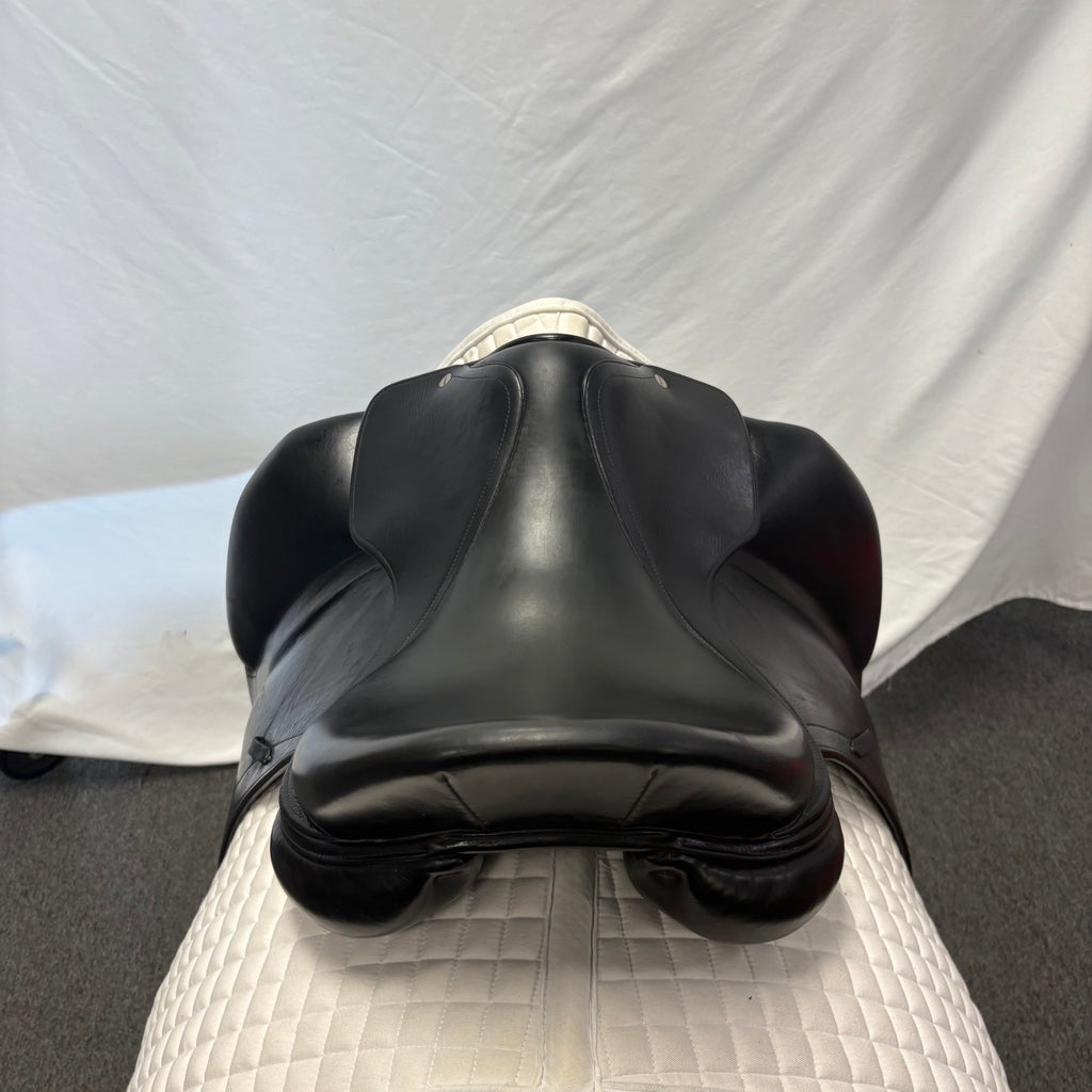 HOLD: Used L'Apogee 17" DL Dressage Saddle