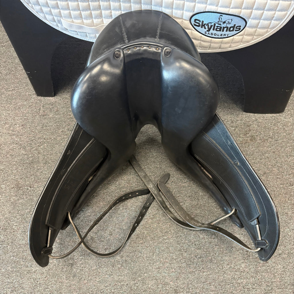 HOLD: Used L'Apogee 17" DL Dressage Saddle