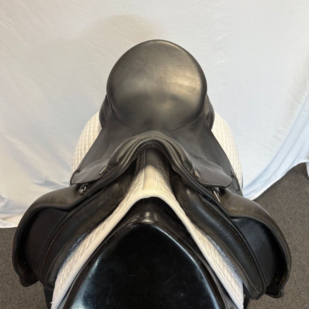 Used Albion Platinum Genesis 17.5" Dressage Saddle