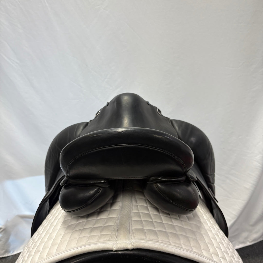 Used Stubben Virginia 17.5"/28cm Dressage Saddle