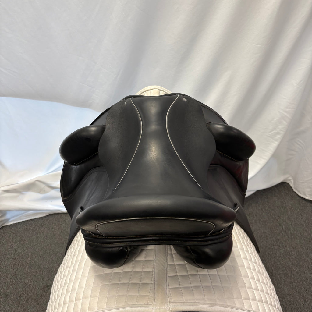 Used Custom Wolfgang Solo MKII 17.5" Dressage Saddle