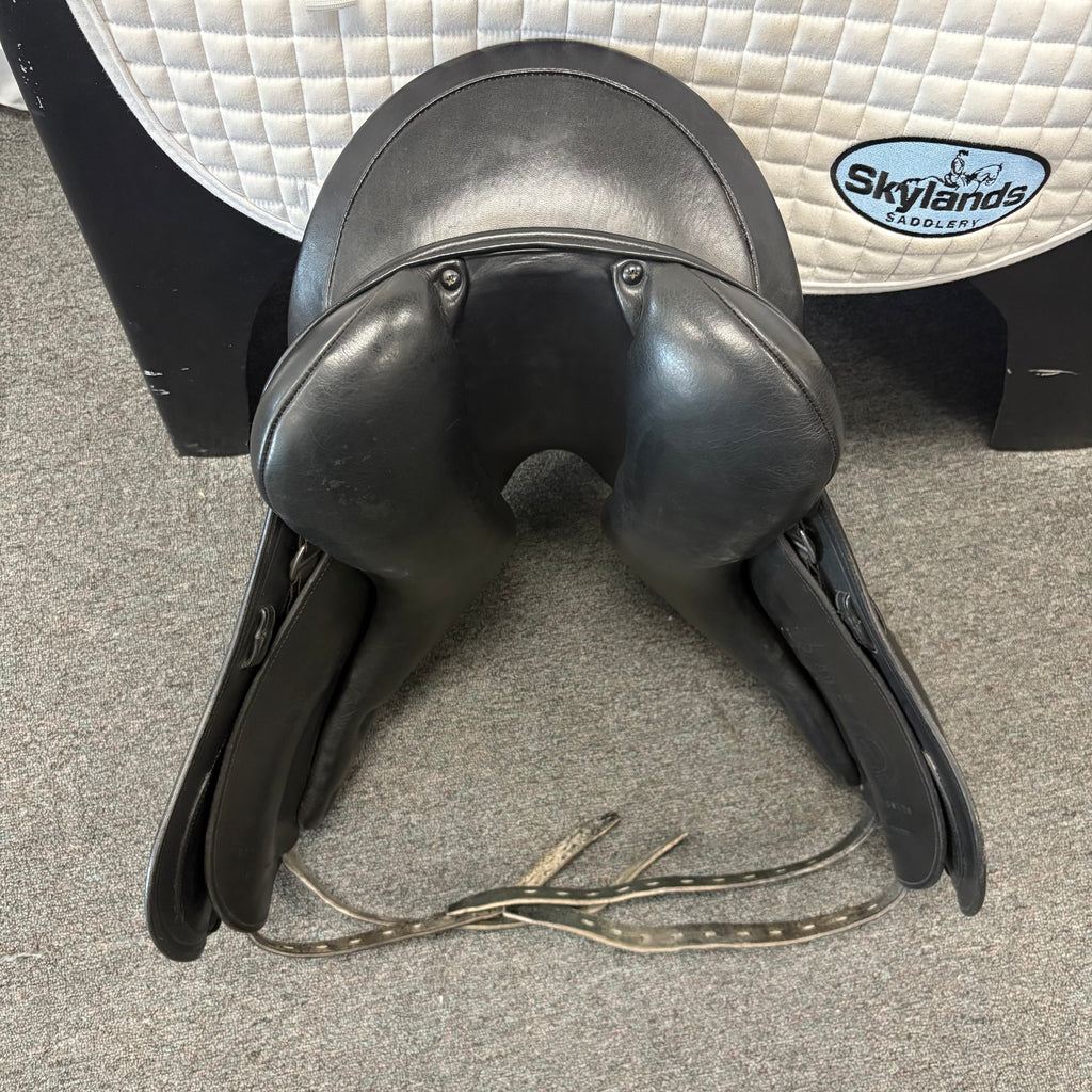 Used Schleese ProLight 16.5" Dressage Saddle
