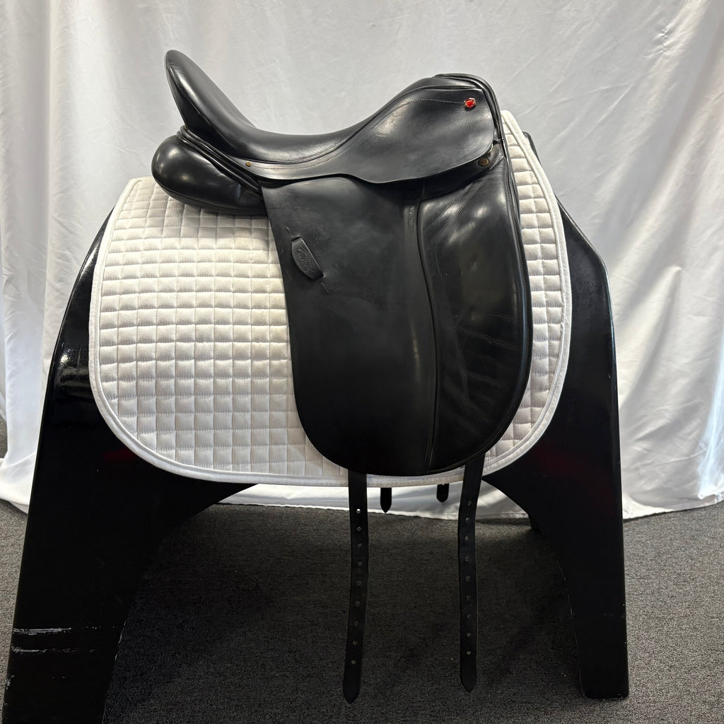 Used Albion SLK 17.5" Dressage Saddle