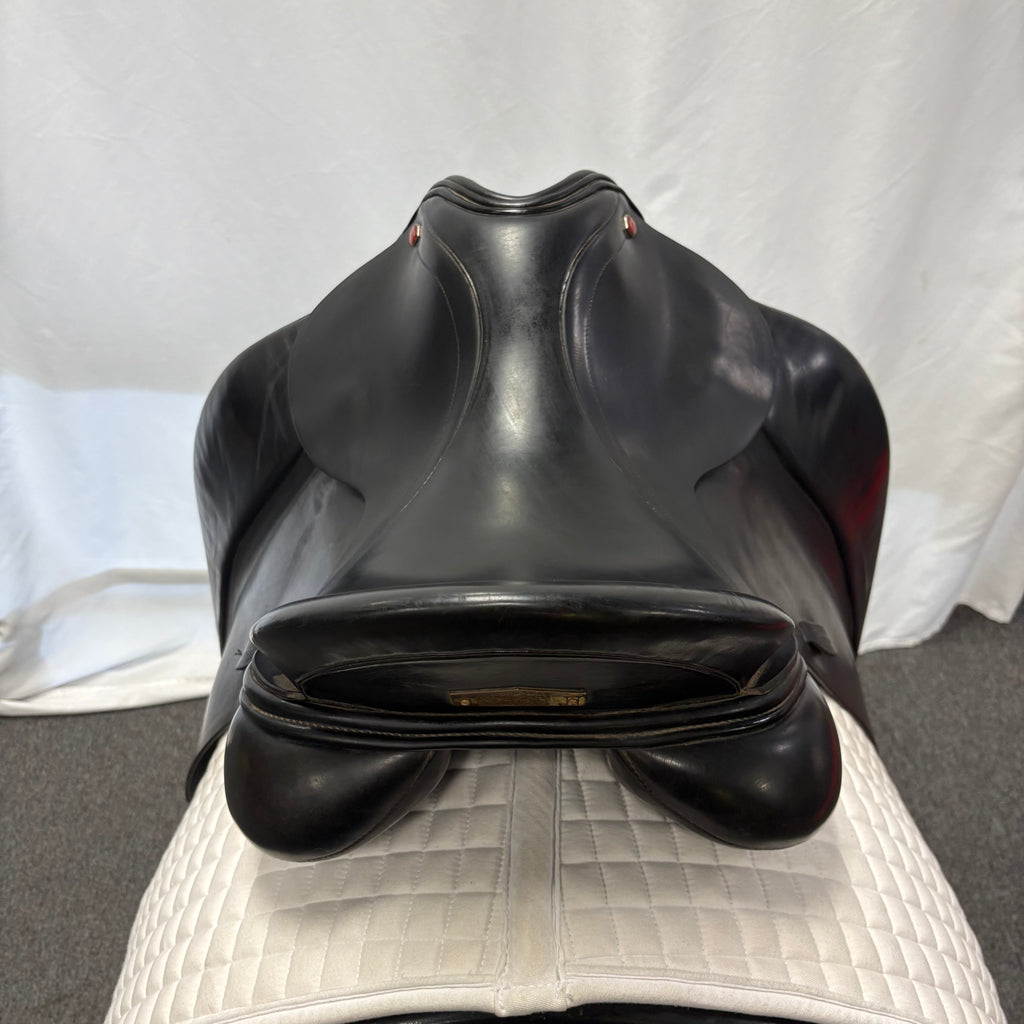 Used Albion SLK 17.5" Dressage Saddle