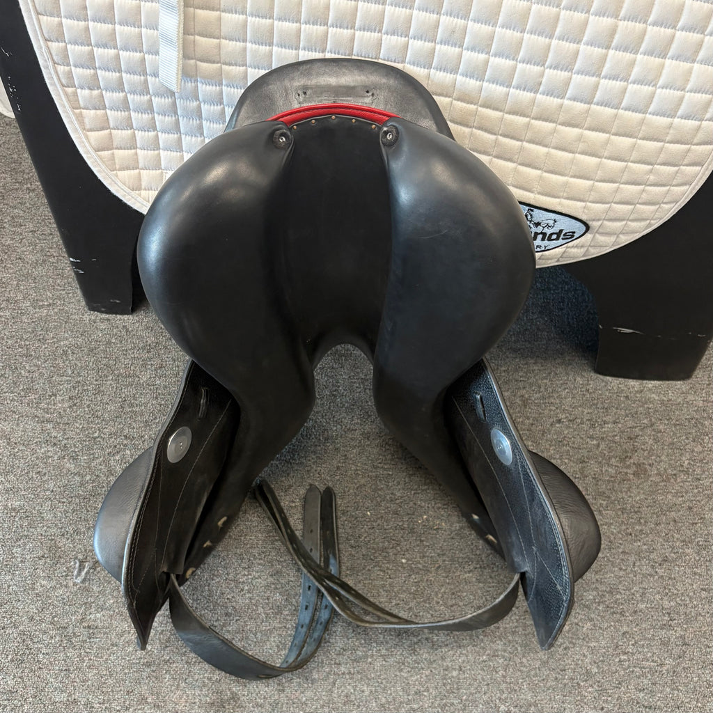 Used Meyer Cross Eventing 18" Jump Saddle