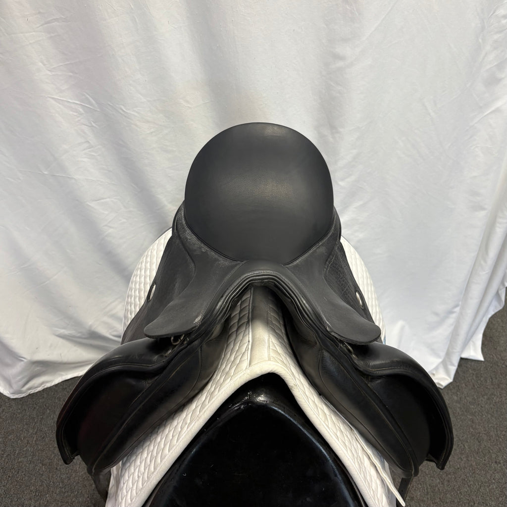 Used Custom Saddlery Everest 18" Dressage Saddle