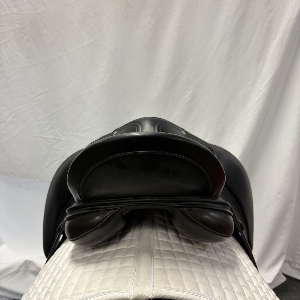 Used Schleese Obrigado 17" Dressage Saddle