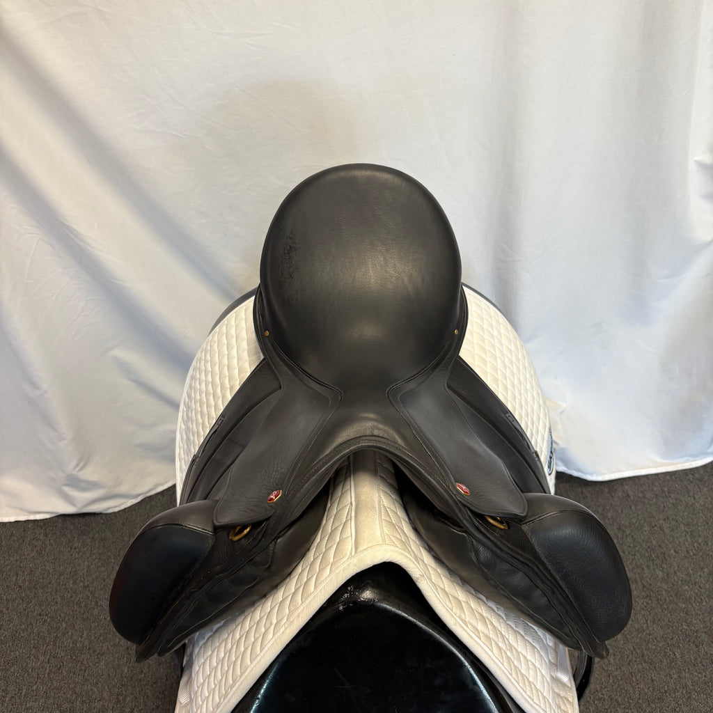 HOLD: Used Albion Fabrento 17.5" Dressage Saddle
