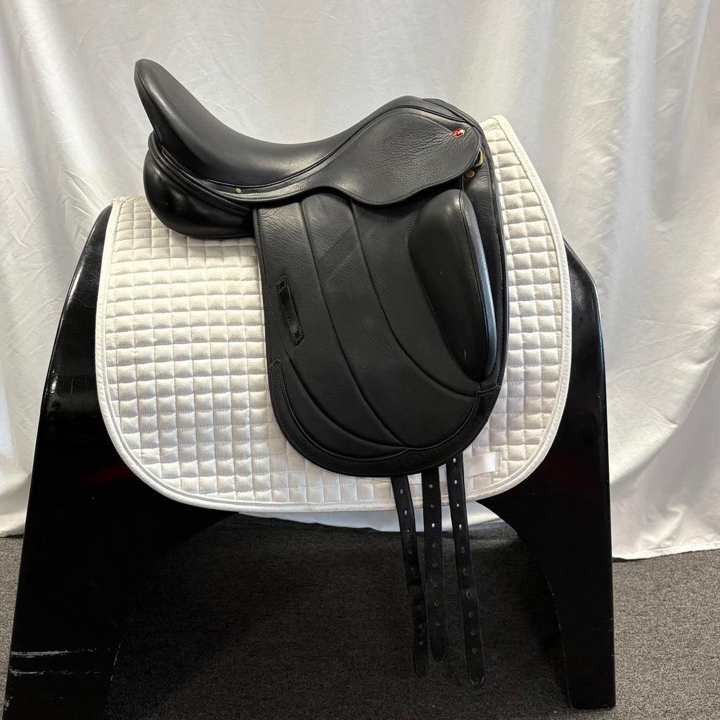 HOLD: Used Albion Fabrento 17.5" Dressage Saddle