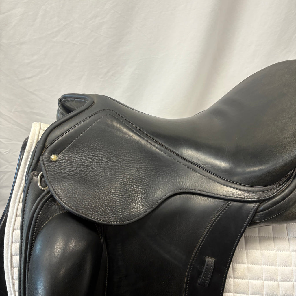 HOLD: Used Schleese Link II 17" Dressage Saddle