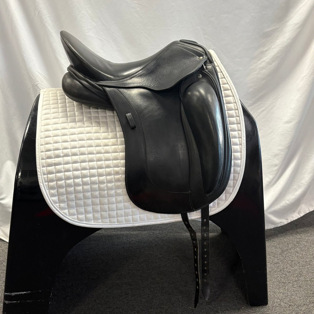 HOLD: Used Schleese Link II 17" Dressage Saddle