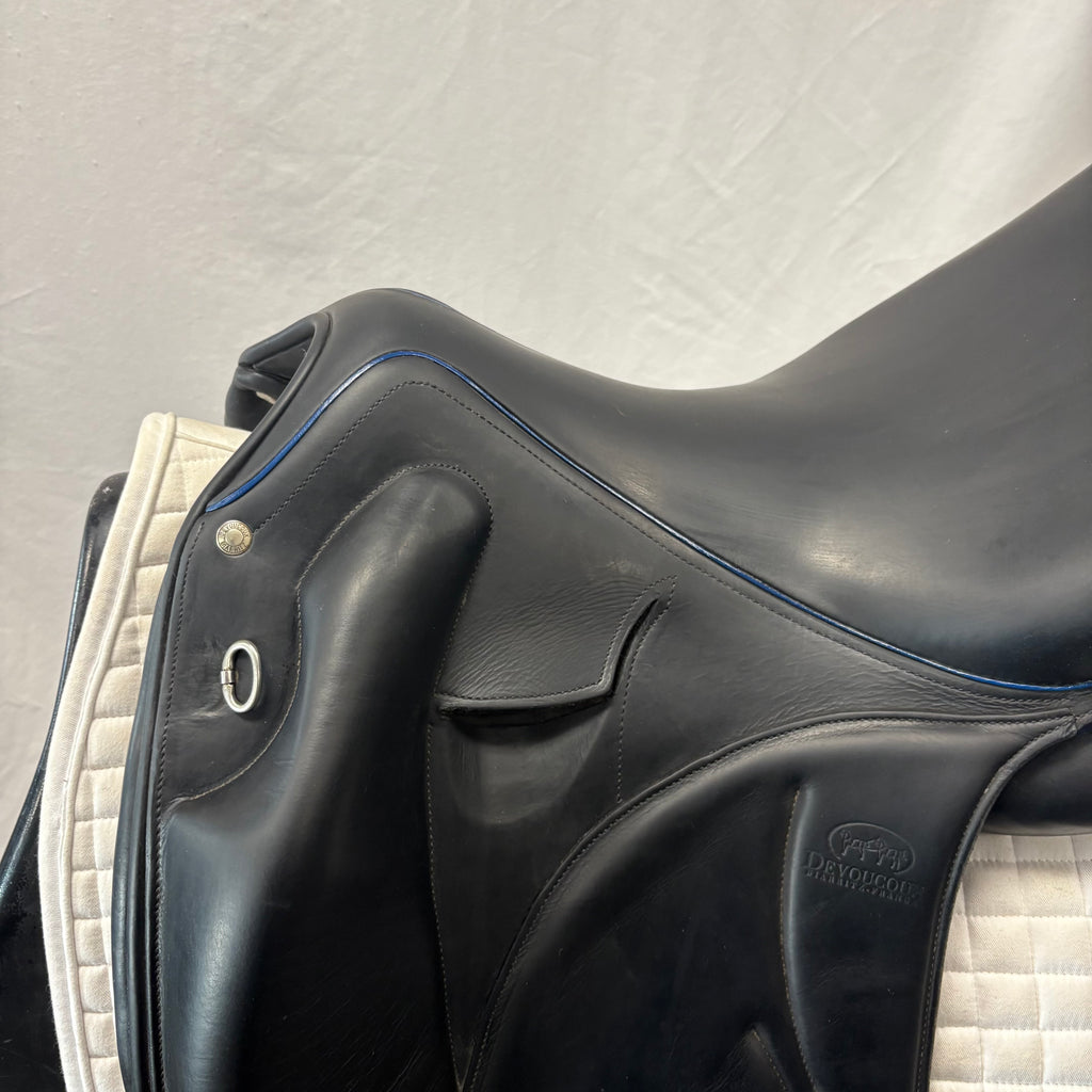 Used Devoucoux Mendia 17.5" Monoflap Dressage Saddle