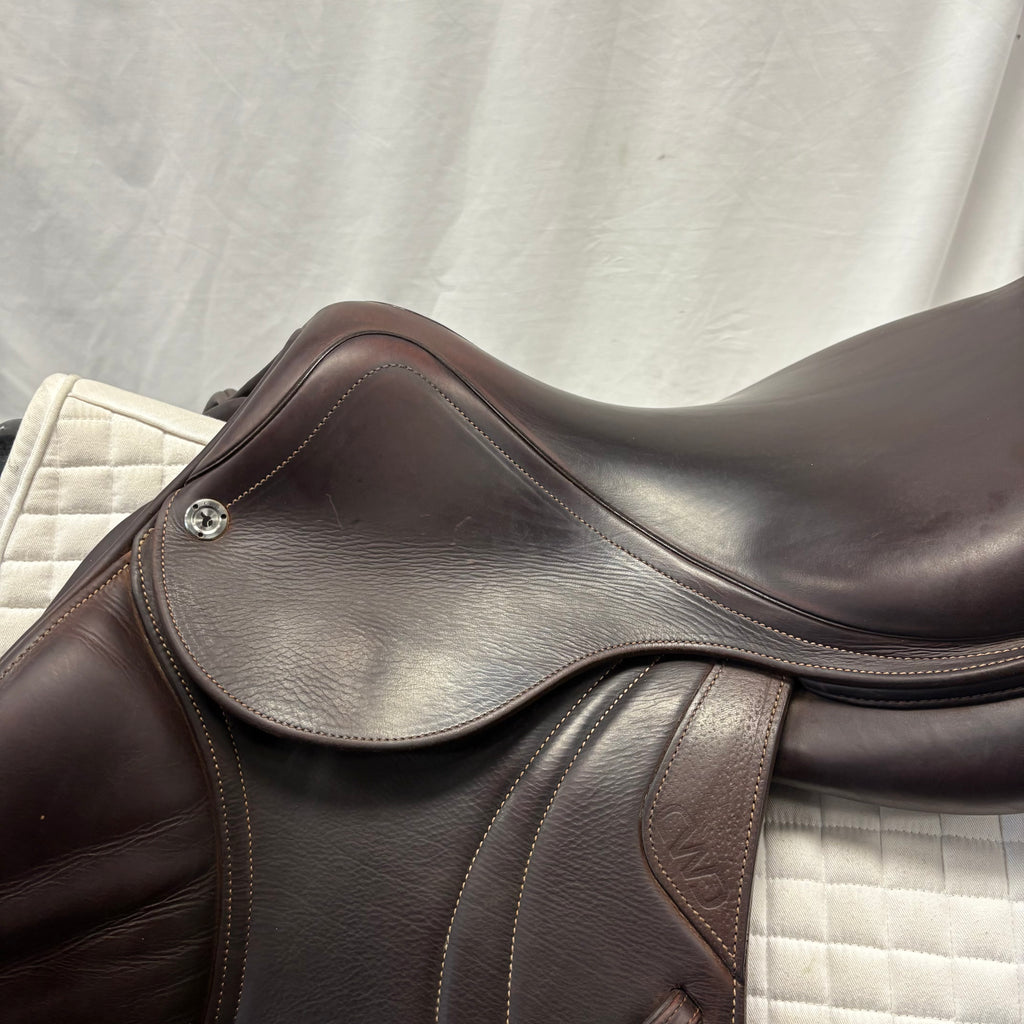 HOLD: Used CWD SE01 17.5" Jump Saddle