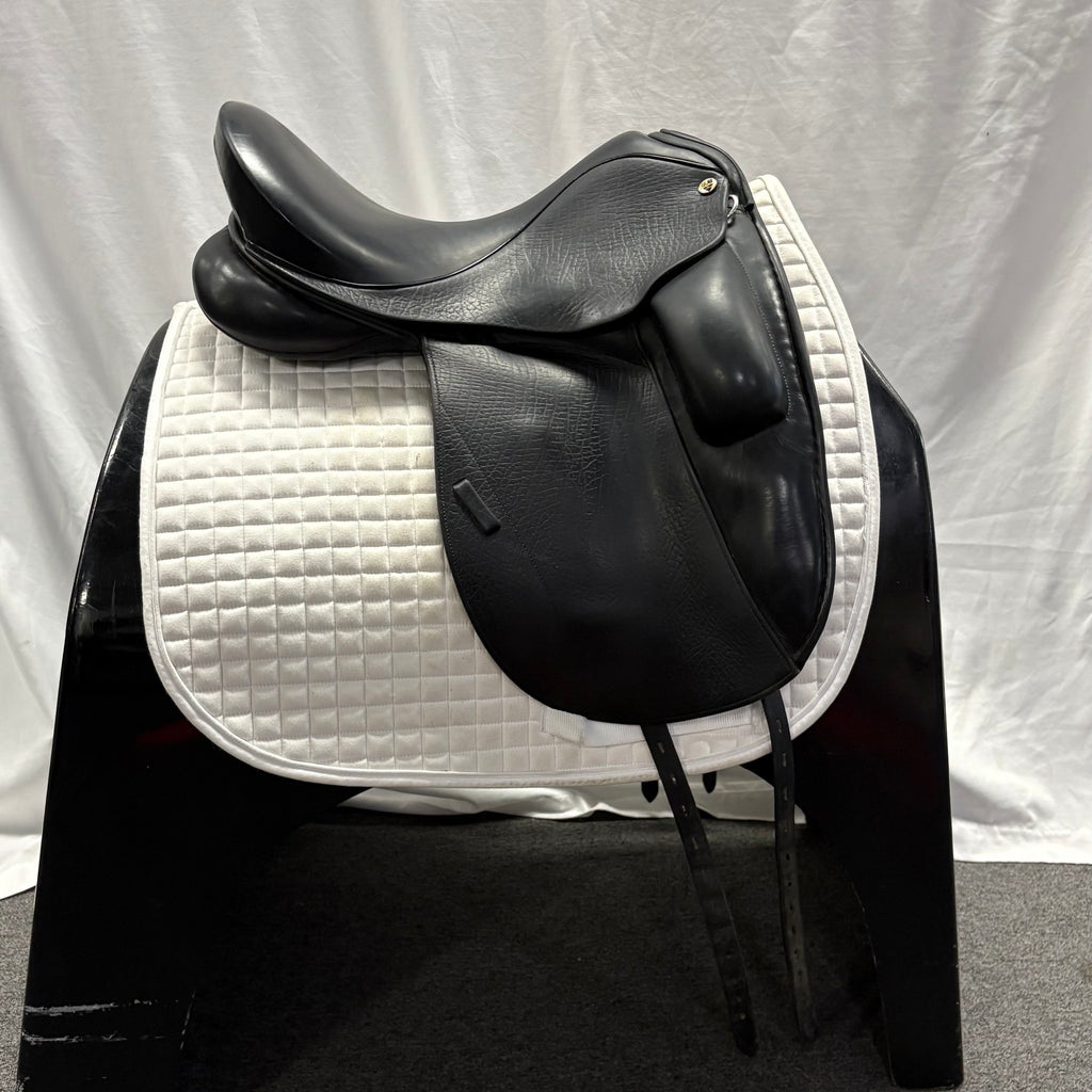 Used N2 Vincitore 17.5" Dressage Saddle