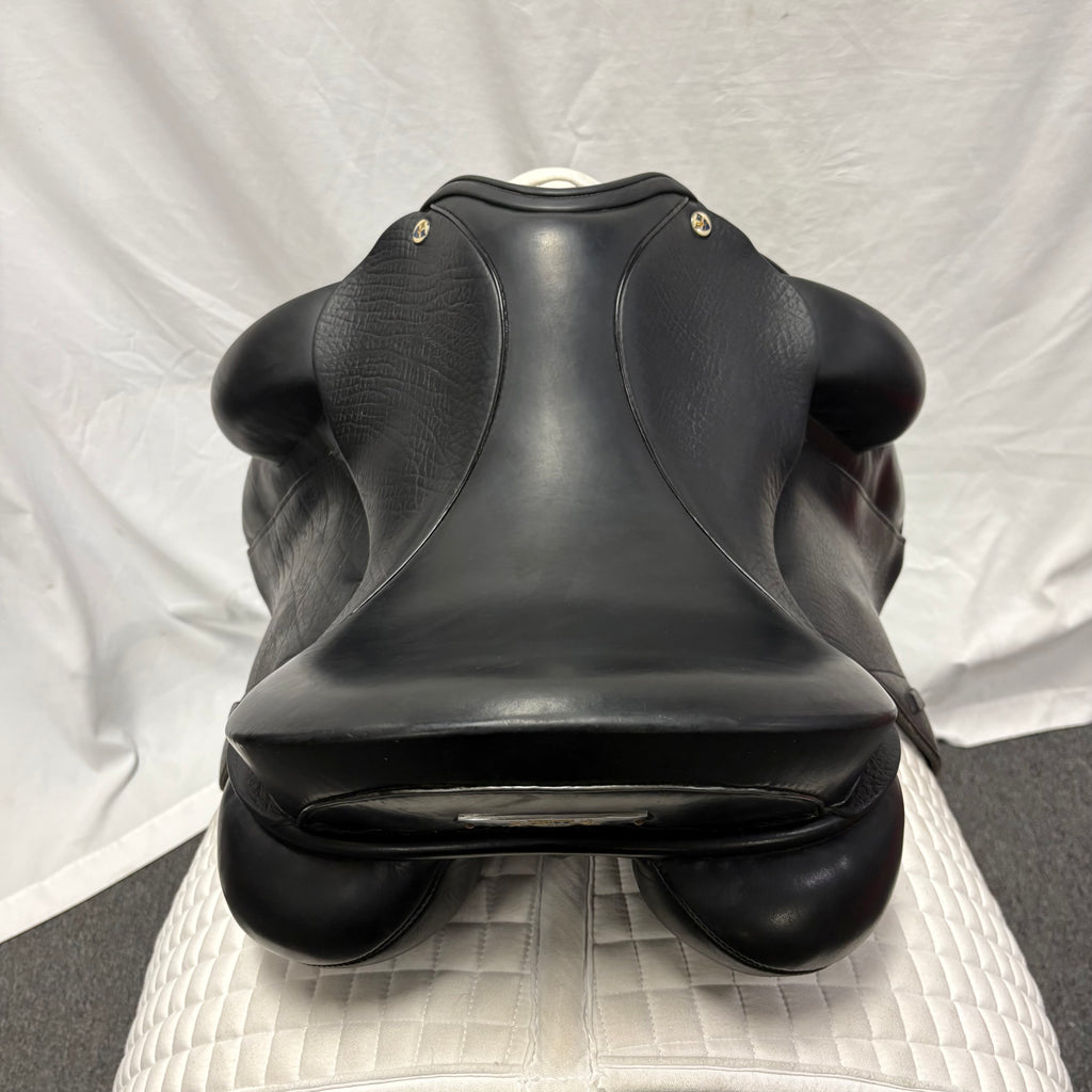 Used N2 Vincitore 17.5" Dressage Saddle