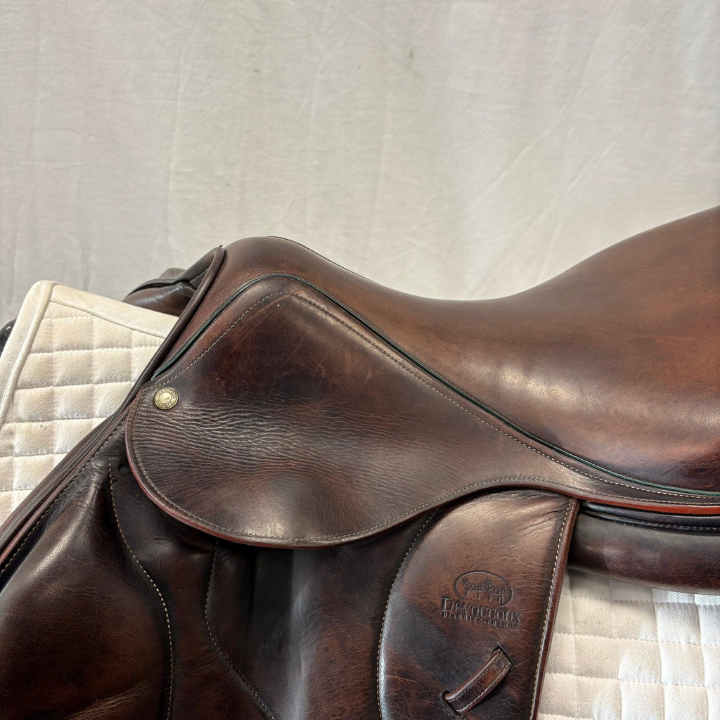 Used Devoucoux Chiberta 18" Jump Saddle