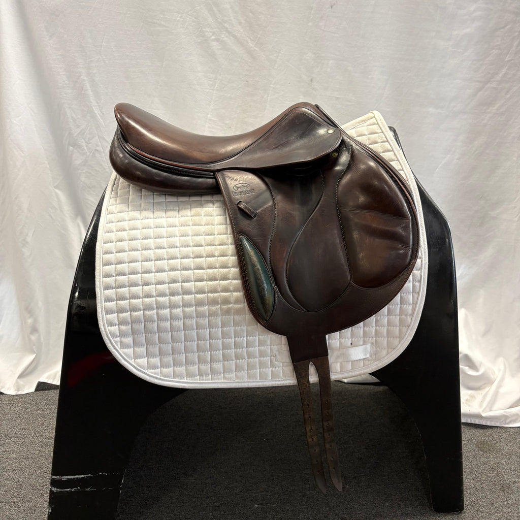 Used Devoucoux Chiberta 18" Jump Saddle
