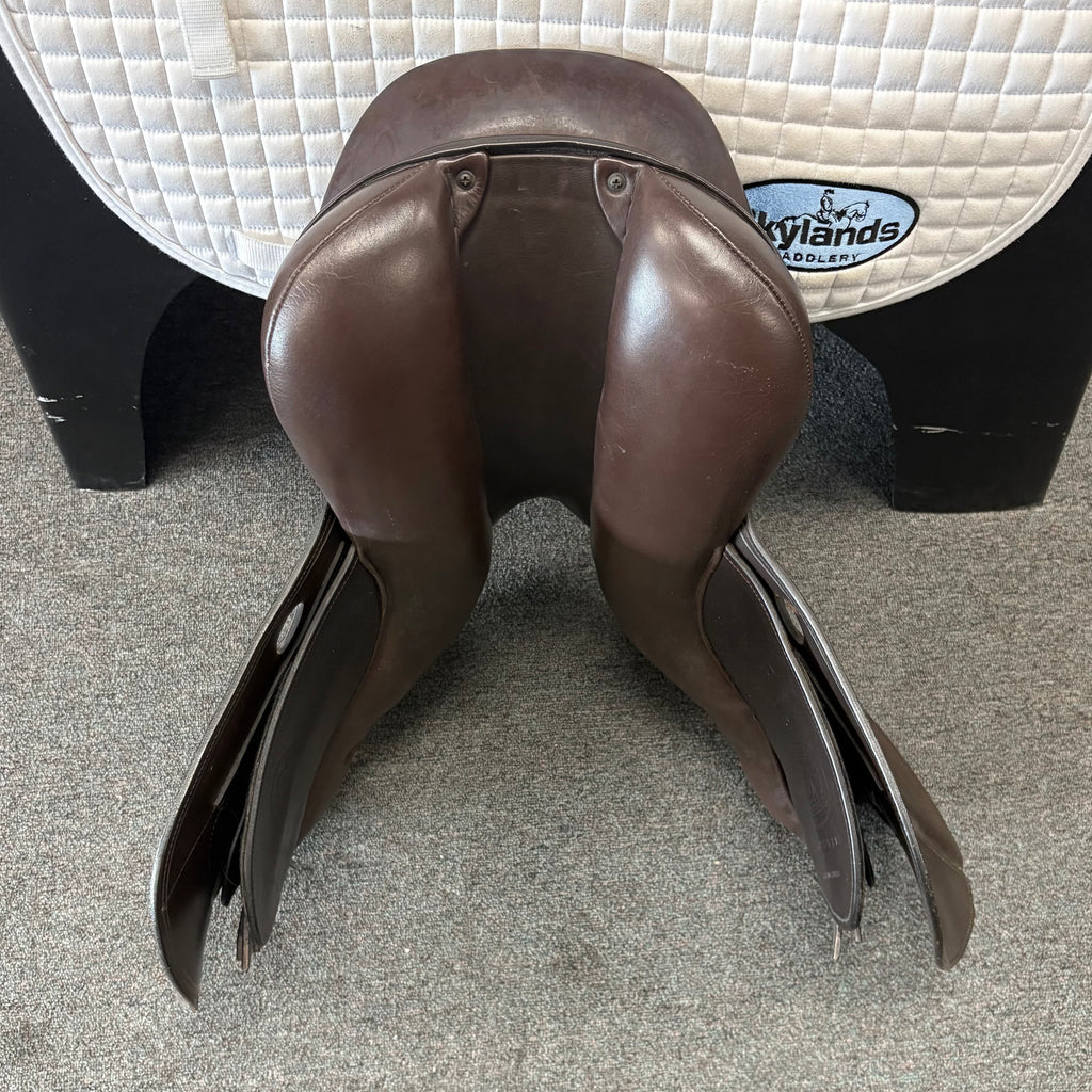 Used Schleese Merci 17.5" Jump Saddle