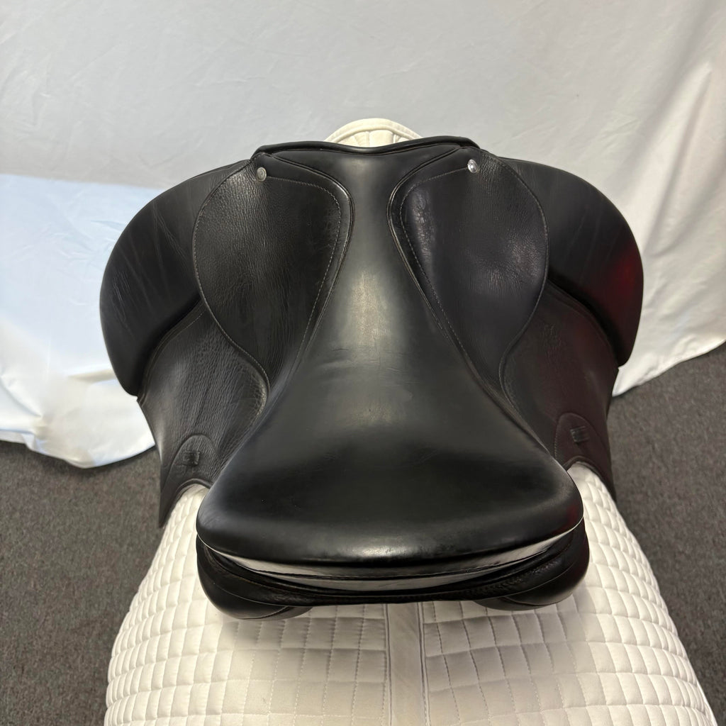 HOLD: Used Schleese Obrigado 17" Dressage Saddle