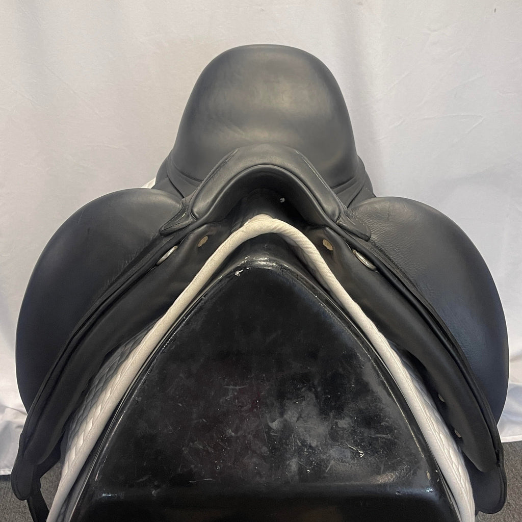 Used Antares Tempo 17.5" Monoflap Dressage Saddle