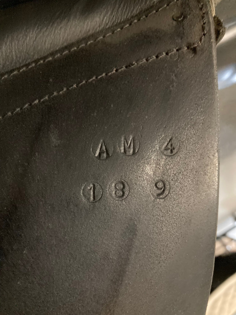 Used Hulsebos AM4 17" Dressage Saddle