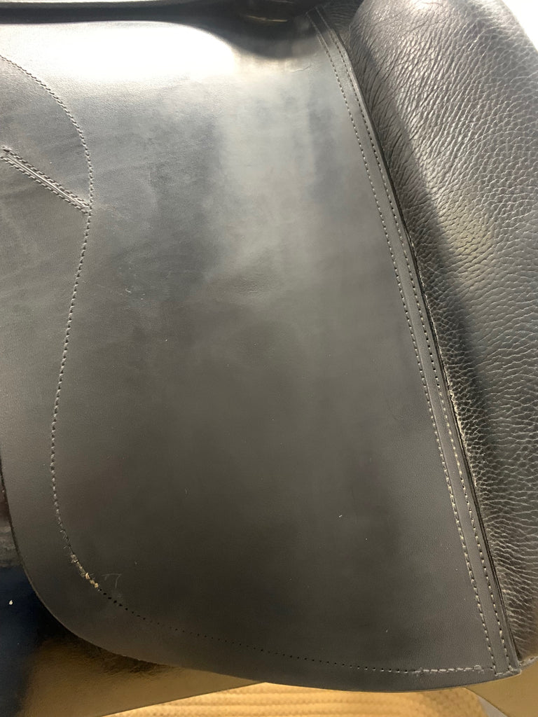 Used Patrick Saddlery Minx 17.5" Dressage Saddle