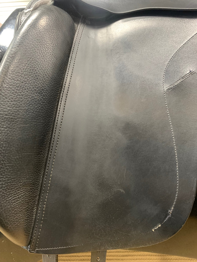Used Patrick Saddlery Minx 17.5" Dressage Saddle
