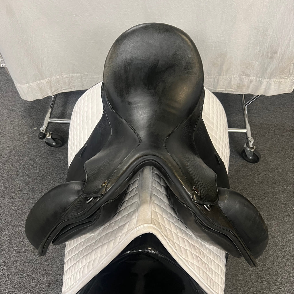 Used MacRider Arlando 17.5" Dressage Saddle