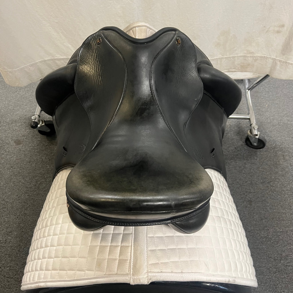 Used MacRider Arlando 17.5" Dressage Saddle
