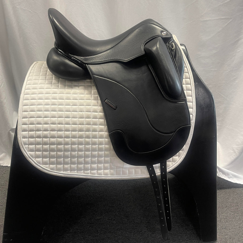 Used Tota Freedom Pro 17.5" Dressage Saddle