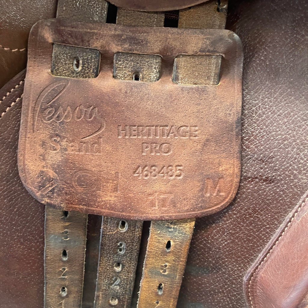 Used Pessoa Heritage Pro 17" Jump Saddle