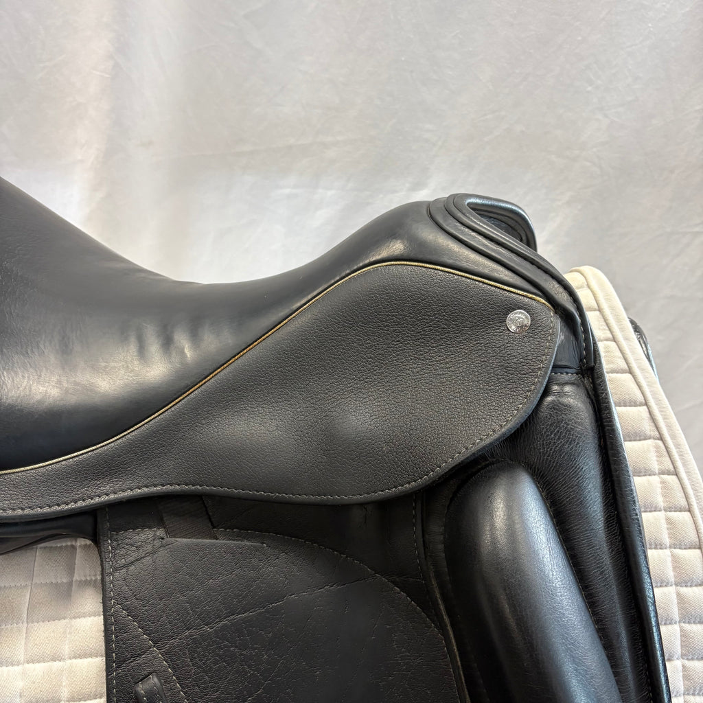 Used Custom Icon Alpha 17.5" Monoflap Dressage Saddle