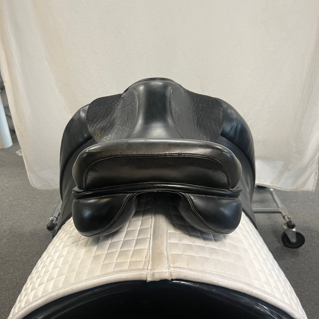 HOLD:  Used Hulsebos Dynamic 3 17.5" Dressage Saddle