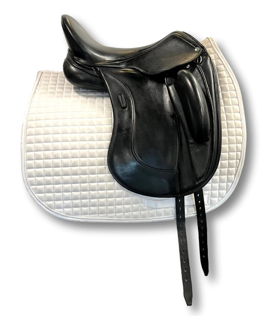 Used Schleese Obrigado 17" Dressage Saddle