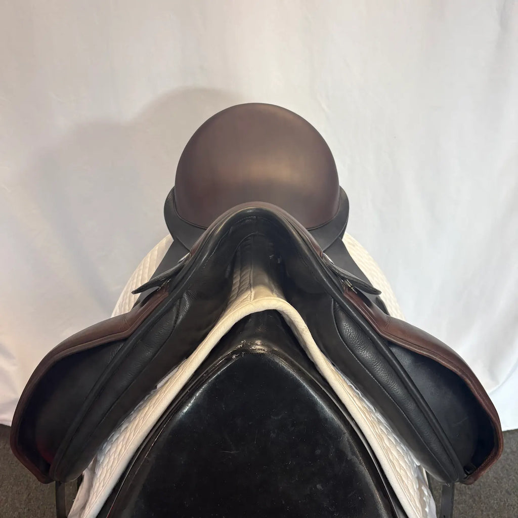 Used Trilogy Verago Elite 18" Dressage Saddle