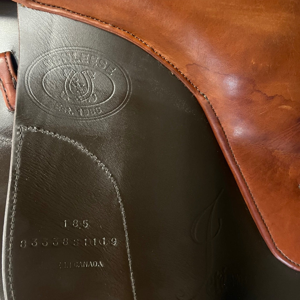 Used Schleese Jete 18.5" Jump Saddle