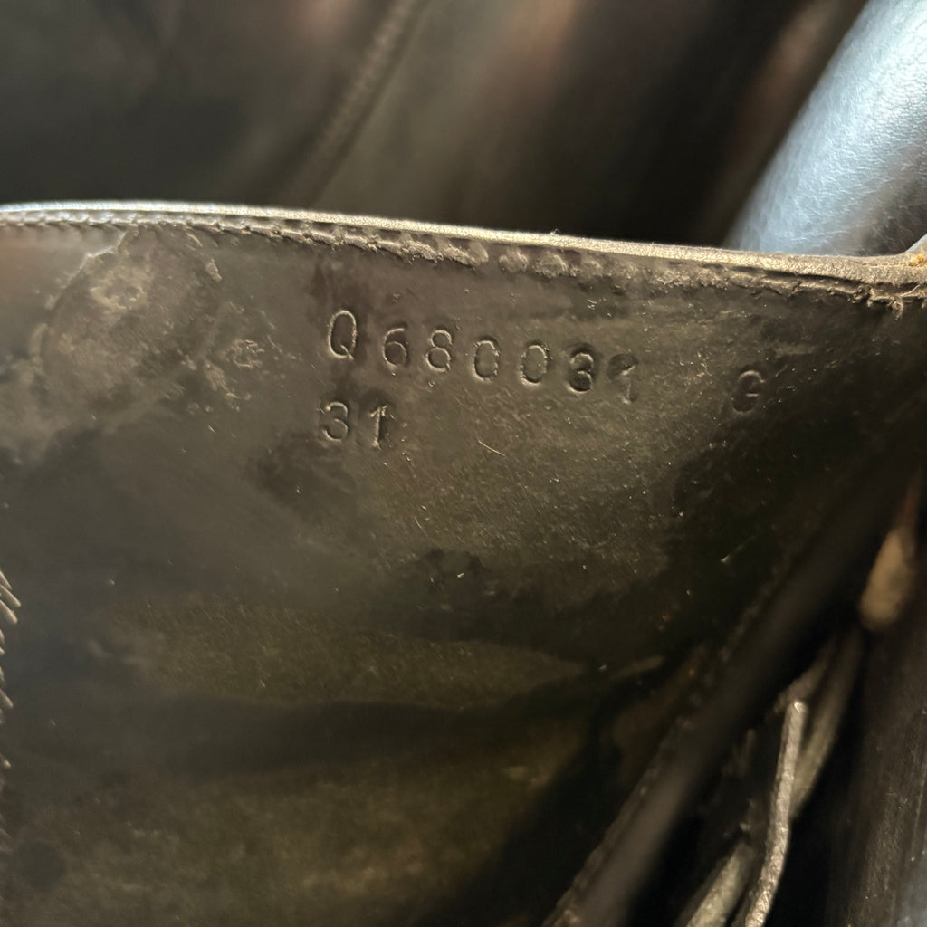 Used Stubben Genesis Special 18"/31cm Dressage Saddle