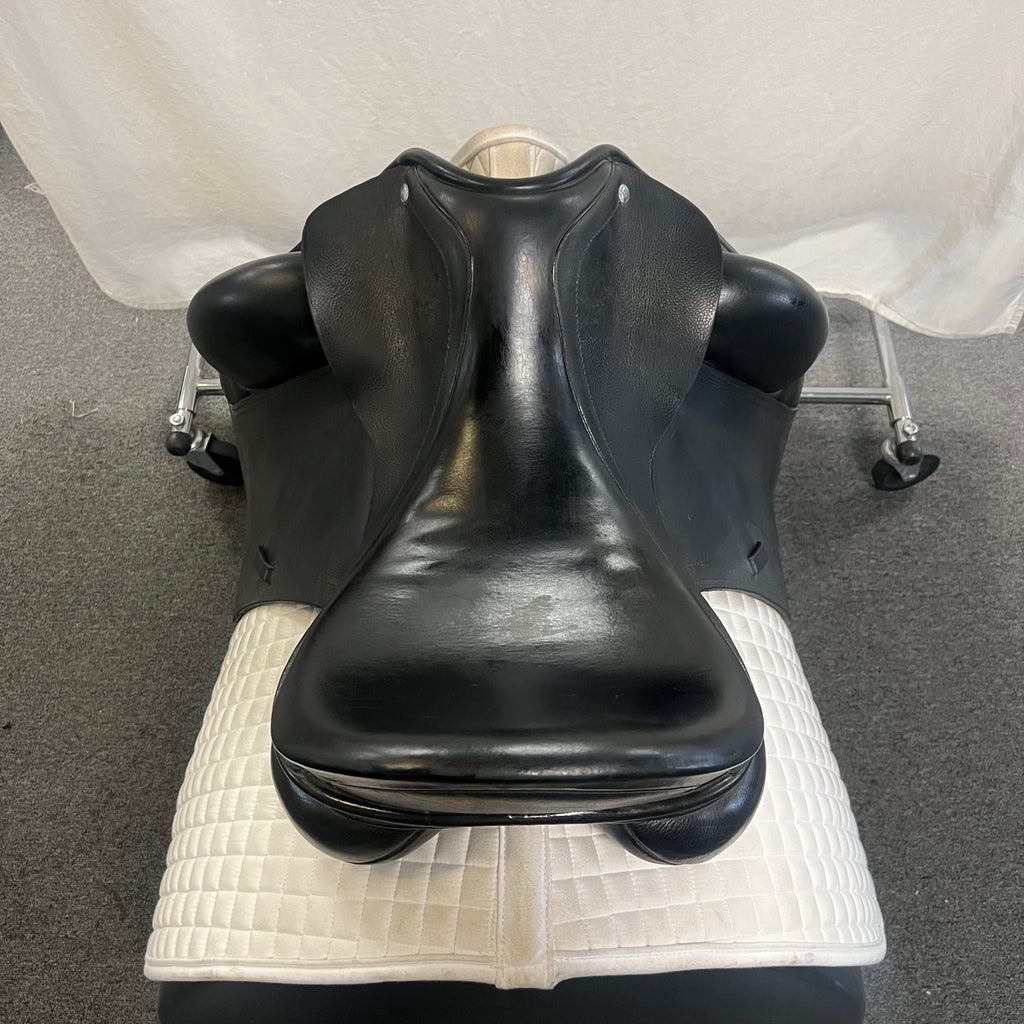 HOLD: Used Custom Advantage R 17.5" Dressage Saddle