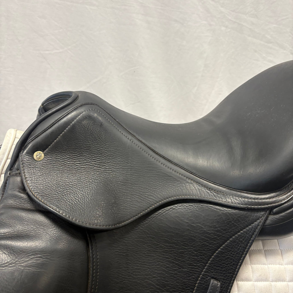 Used Schleese HK 17.5" Dressage Saddle